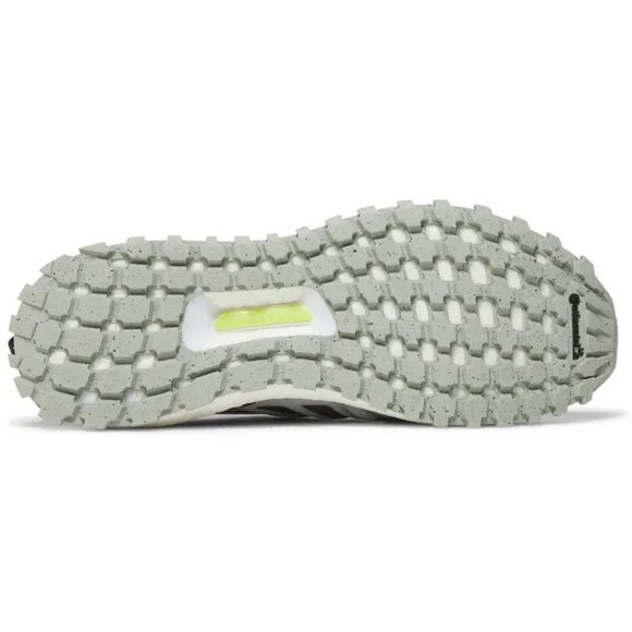 Adidas UltraBoost Cold.RDY Mens Sneakers White Halo/Green‎ Size 9 - Picture 4 of 8